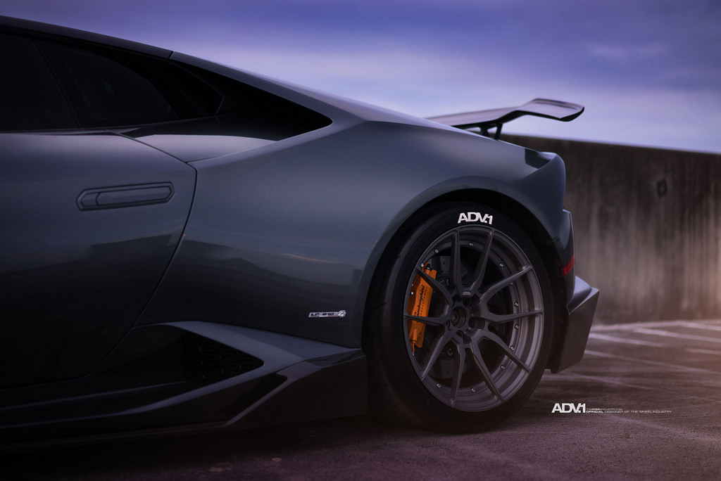 photo 8 Lamborghini Huracan custom wheels ADV 5.0 MV2 CS 19x9.0, ET , tire size 235/35 R19. 19x12.0 ET 305/30 R19