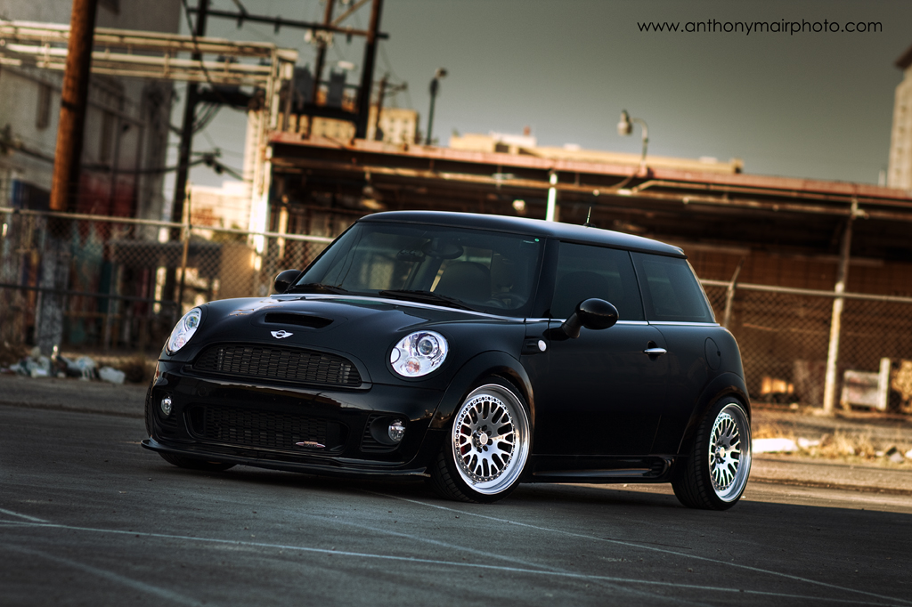 photo 4 MINI Cooper S custom wheels CCW Classic 18x8.0, ET +27, tire size 215/35 R18. 18x8.0 ET+32 