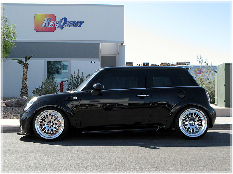 photo 8 MINI Cooper S custom wheels CCW Classic 18x8.0, ET +27, tire size 215/35 R18. 18x8.0 ET+32 