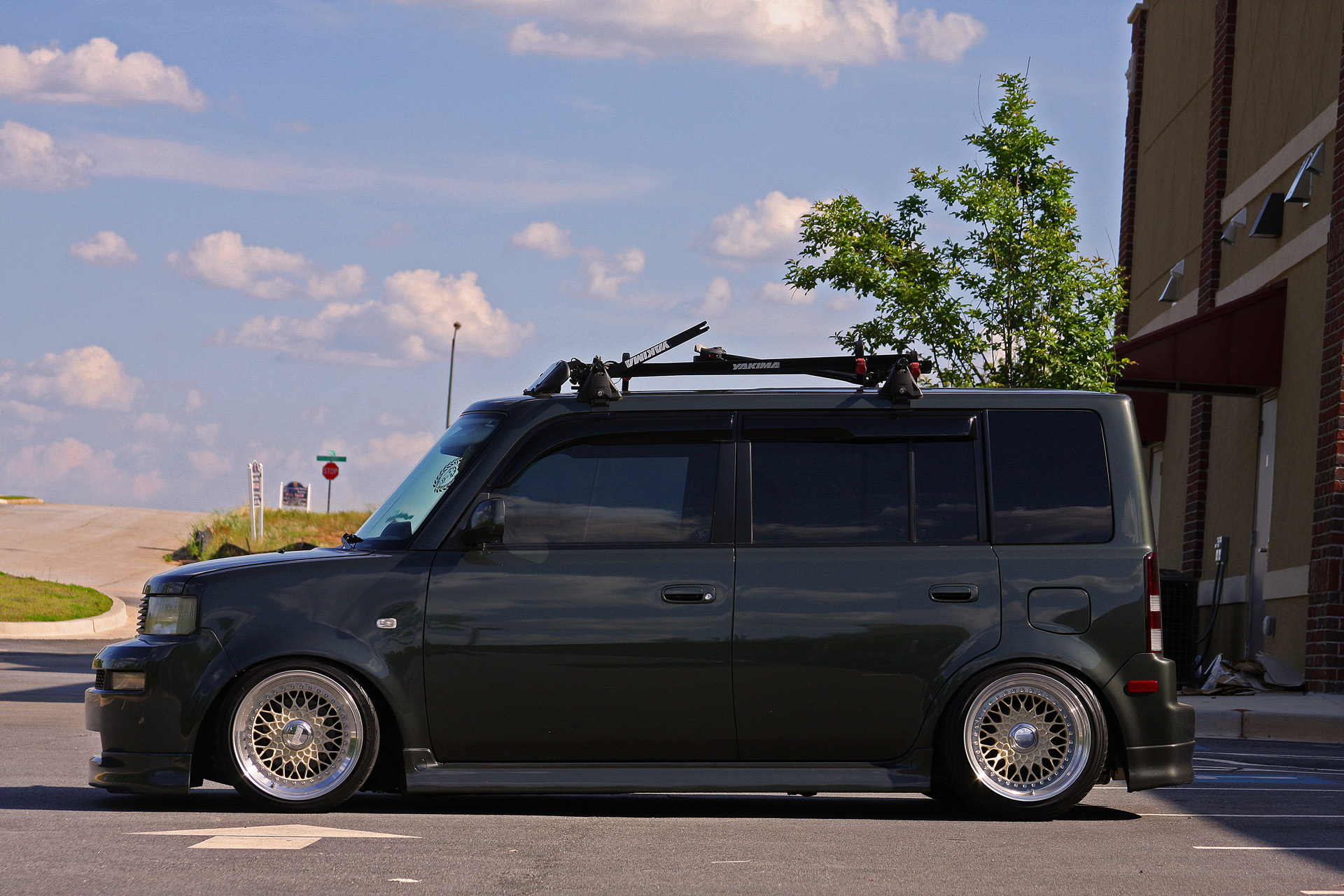 photo 7 Scion xB custom wheels BBS RS 039 16x8.0, ET +24, tire size 195/40 R16. 16x9.0 ET+12 195/45 R16