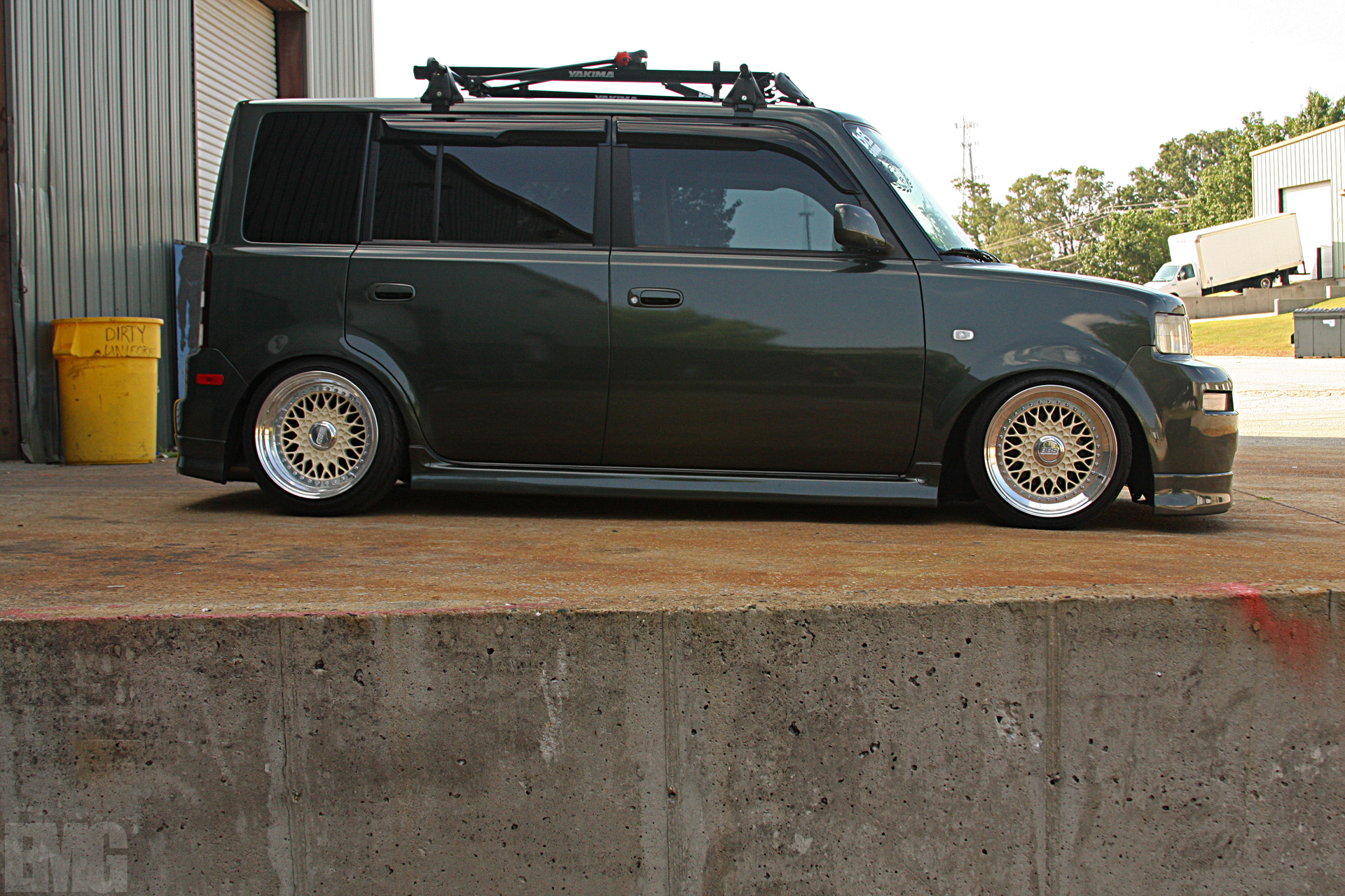 photo 12 Scion xB custom wheels BBS RS 039 16x8.0, ET +24, tire size 195/40 R16. 16x9.0 ET+12 195/45 R16