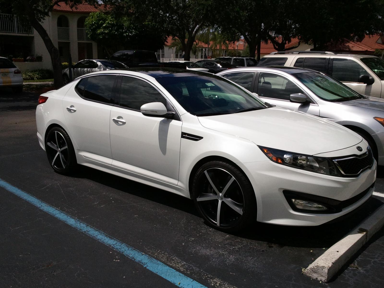 photo 2 Kia Optima custom wheels American Racing Phantom 20x8.5, ET +38, tire size X R20. x ET