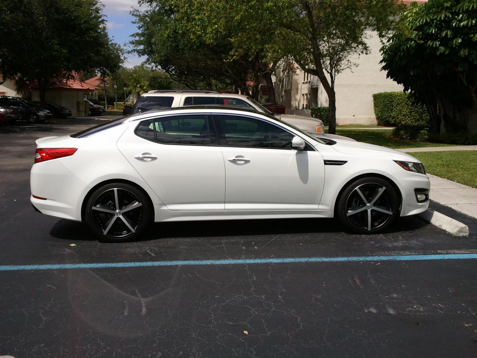 photo 3 Kia Optima custom wheels American Racing Phantom 20x8.5, ET +38, tire size X R20. x ET