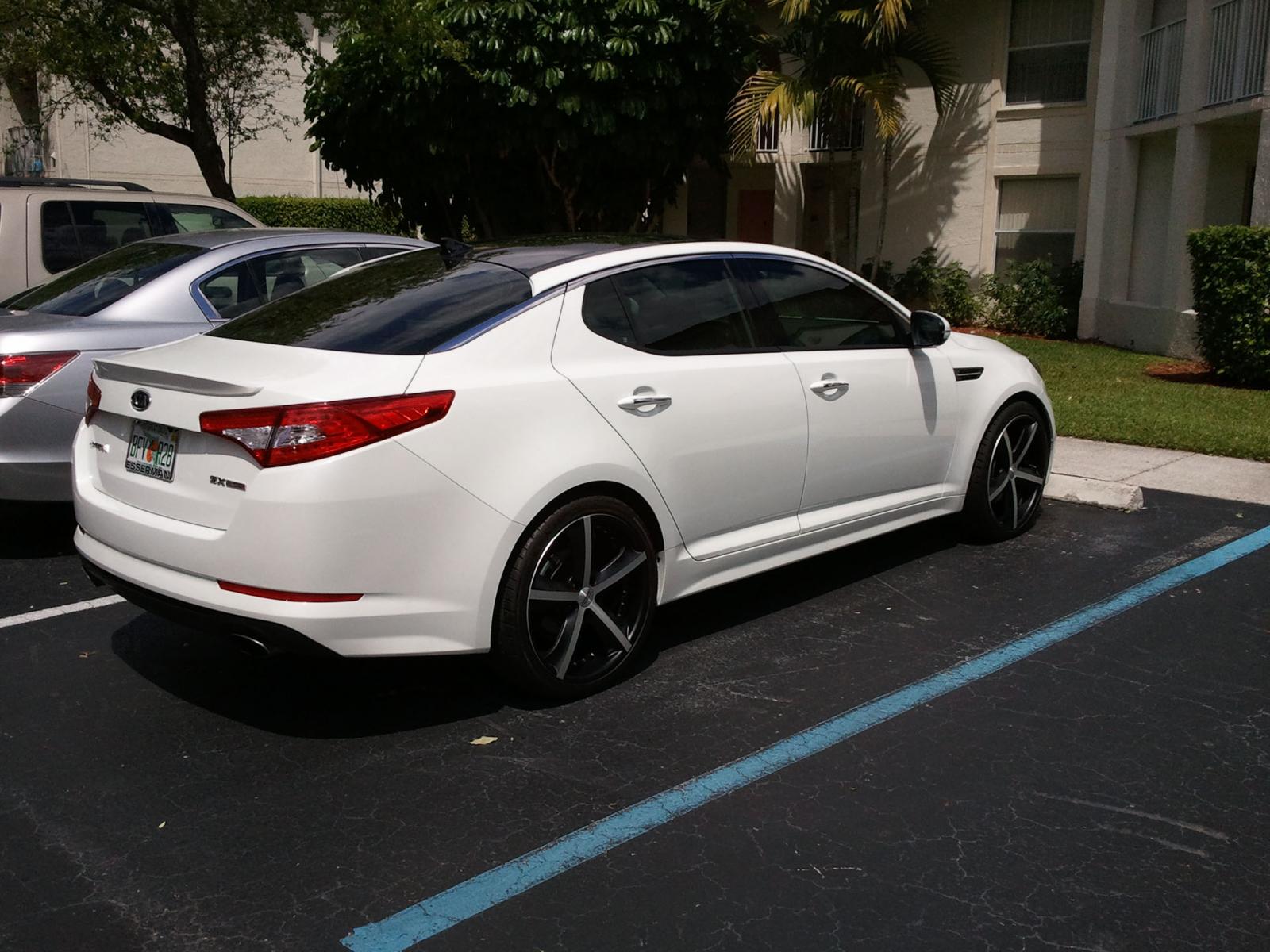 photo 4 Kia Optima custom wheels American Racing Phantom 20x8.5, ET +38, tire size X R20. x ET