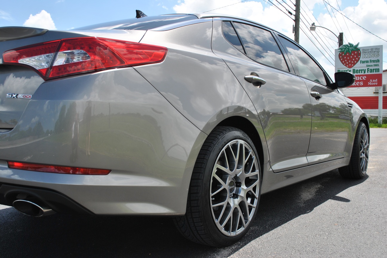 photo 4 Kia Optima custom wheels Tenzo Racing Concept 10 19x8.5, ET +35, tire size 225/40 R19. x ET