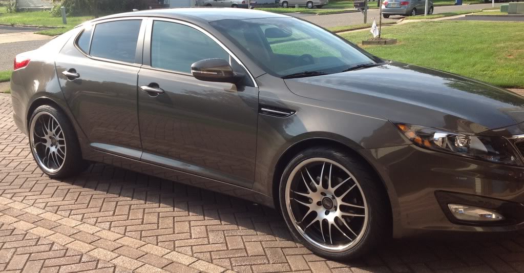 photo 3 Kia Optima custom wheels Concept One RS-8 20x8.5, ET , tire size 245/35 R20. 20x10.0 ET 275/30 R20