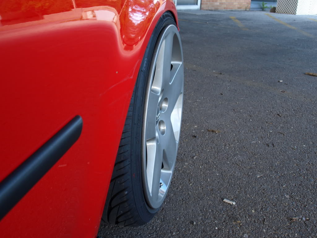 photo 10 Volkswagen Golf custom wheels Audi Euro A8L 18x8.5, ET +25, tire size 215/35 R18. 18x8.5 ET+20