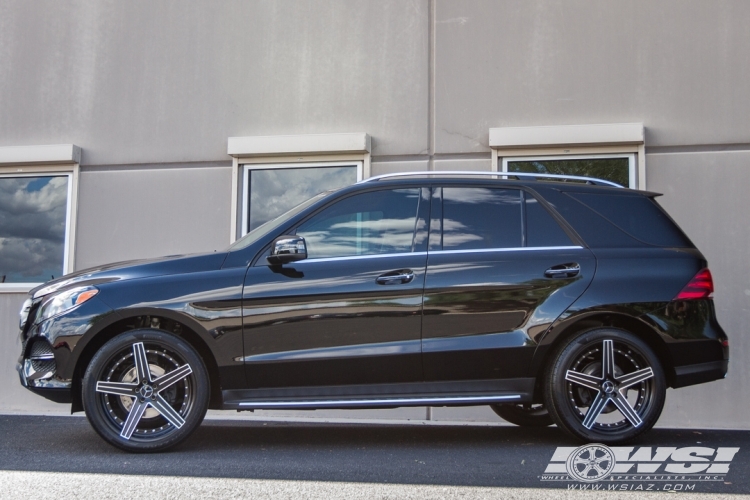 photo 1 Mercedes-Benz GLE-Class custom wheels Giovanna Dublin-5 22x, ET , tire size X R22. x ET 
