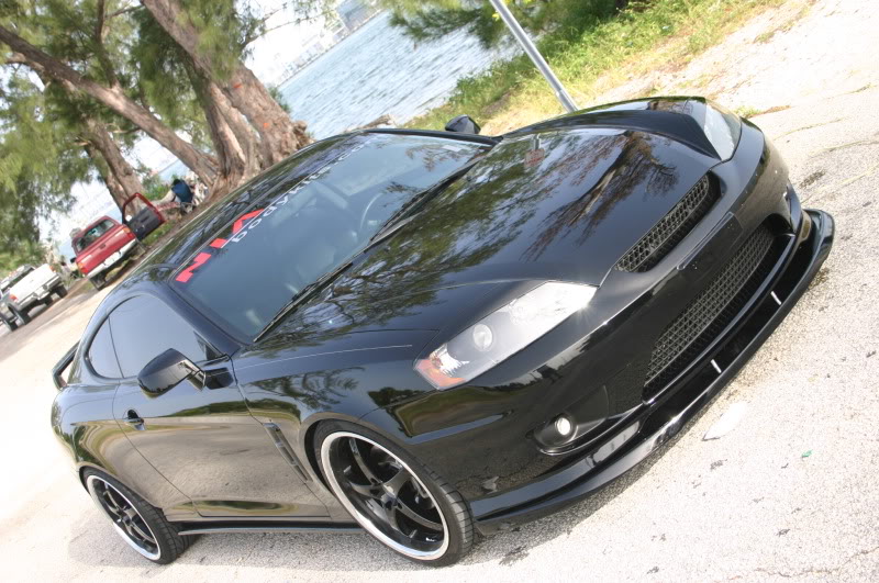 photo 5 Hyundai Tiburon custom wheels Tork Imagine 19x8.0, ET +30, tire size 225/35 R19. 19x8.0 ET+15 