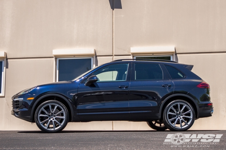 photo 1 Porsche Cayenne custom wheels BBS SV 22x, ET , tire size X R22. x ET 