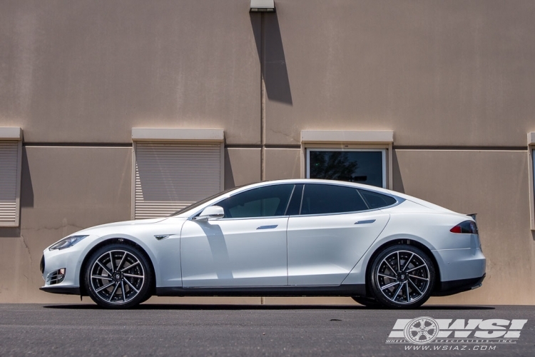 photo 1 Tesla Model S custom wheels Koko Kuture Surrey 20x, ET , tire size X R20. x ET 