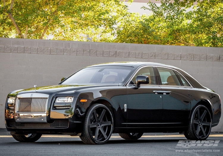 photo 1 Rolls-Royce Ghost custom wheels Giovanna Verona 24x, ET , tire size X R24. x ET