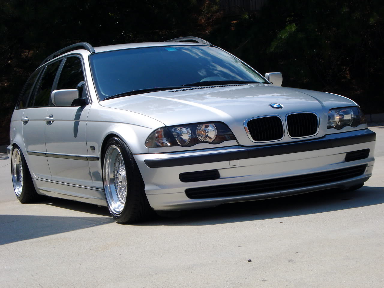 photo 1 BMW 330 custom wheels BBS RS 16x8.0, ET +11, tire size 195/50 R16. 16x9.0 ET+24 225/45 R16