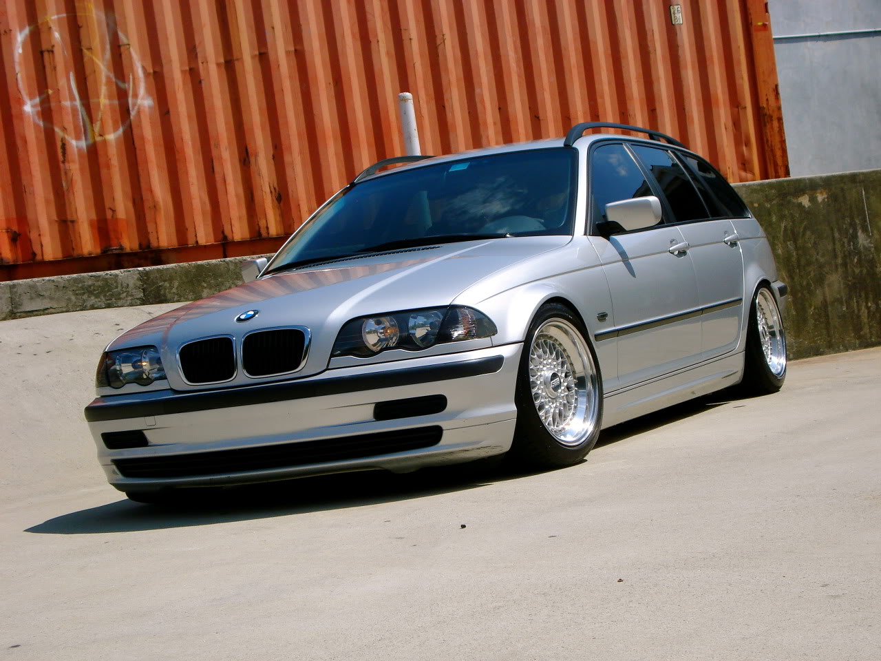photo 2 BMW 330 custom wheels BBS RS 16x8.0, ET +11, tire size 195/50 R16. 16x9.0 ET+24 225/45 R16