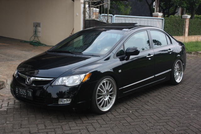 photo 4 Honda Civic custom wheels iForged retro 19x8.5, ET +38, tire size 215/35 R19. 19x10.0 ET+33 225/35 R19