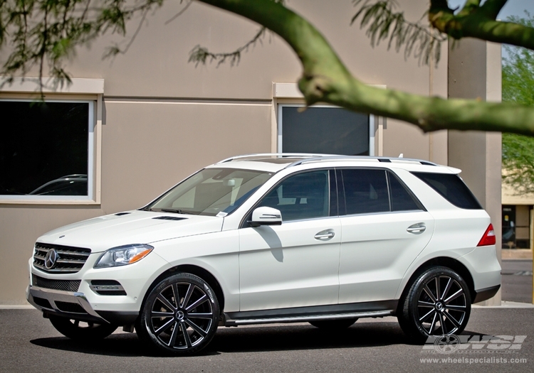 photo 1 Mercedes-Benz M-Class custom wheels Gianelle Santoneo 22x, ET , tire size X R22. x ET 