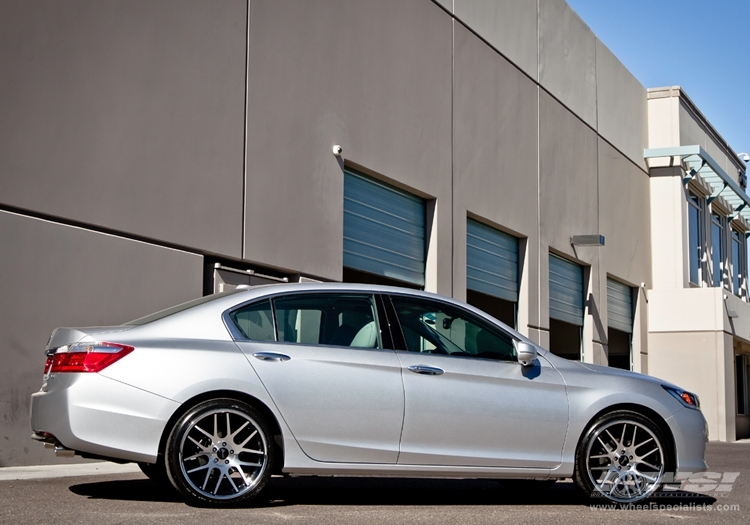 photo 1 Honda Accord custom wheels Giovanna Yerevan 20x, ET , tire size X R20. x ET 