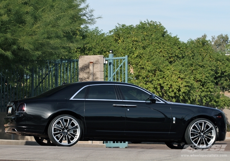 photo 1 Rolls-Royce Ghost custom wheels Duior DF-313 24x, ET , tire size X R24. x ET 
