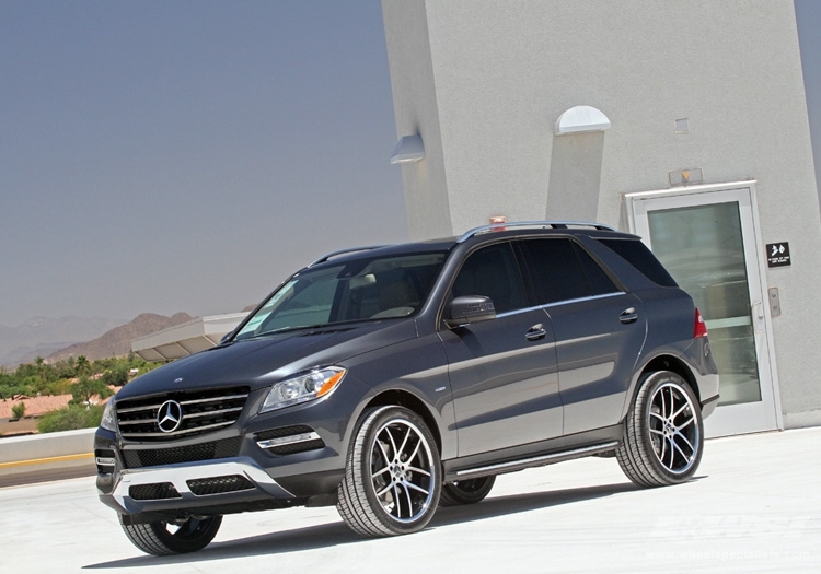 photo 1 Mercedes-Benz M-Class custom wheels Giovanna Monza 22x, ET , tire size X R22. x ET 