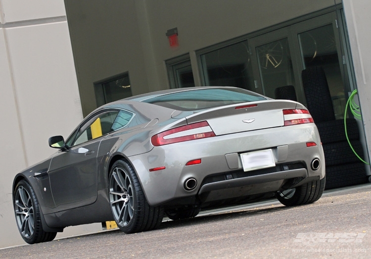 photo 2 Aston Martin V8 Vantage custom wheels CEC 882 20x, ET , tire size X R20. x ET