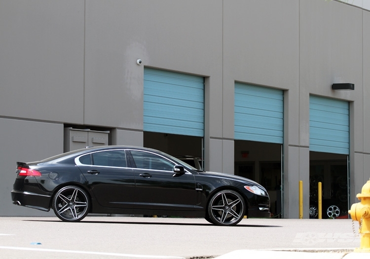 photo 2 Jaguar XF custom wheels CEC 881 22x, ET , tire size X R22. x ET 