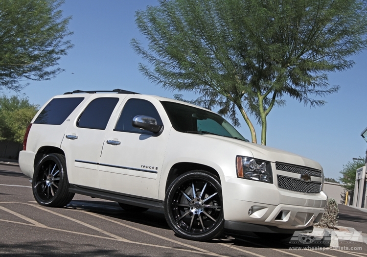 photo 1 Chevrolet Tahoe custom wheels Koko Kuture Pull 24x, ET , tire size X R24. x ET 