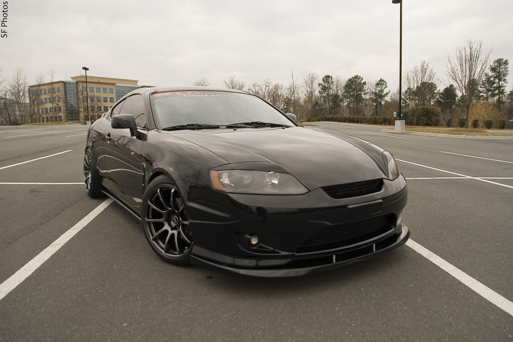 photo 2 Hyundai Tiburon custom wheels Rota G force 18x9.0, ET +30, tire size 225/40 R18. 18x9.0 ET+10 225/40 R18